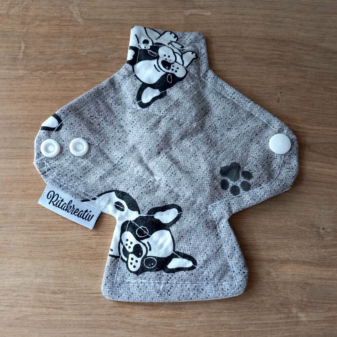 Boston terrier tisztasági mosható betét 16cm - szépségápolás - intim higiénia - tisztasági betét - Meska.hu