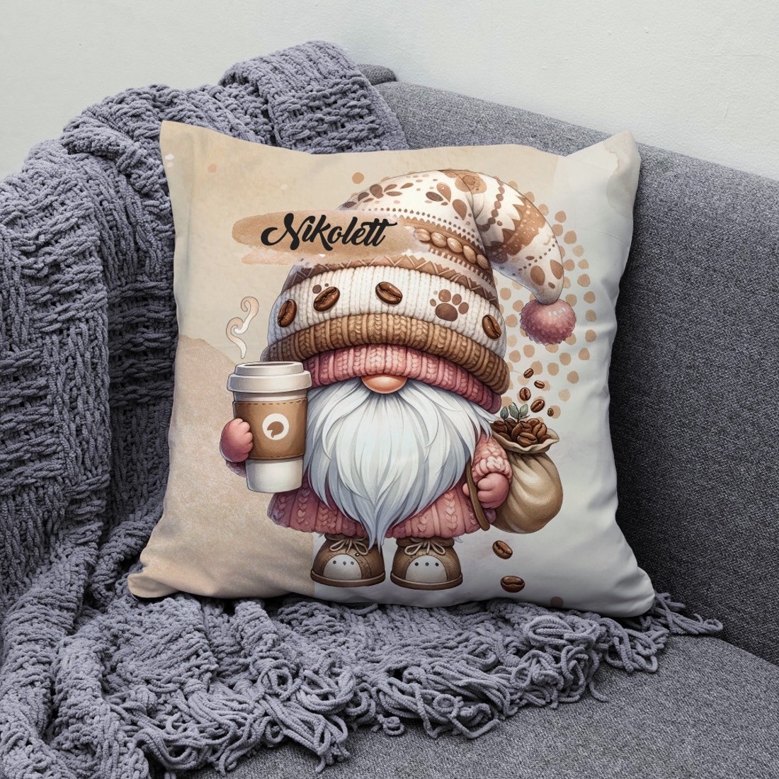 Névvel kérhető - Kávés manó cókmókos mintás párna - otthon & életmód - lakástextil - párna & párnahuzat - díszpárna (belsővel együtt) - Meska.hu