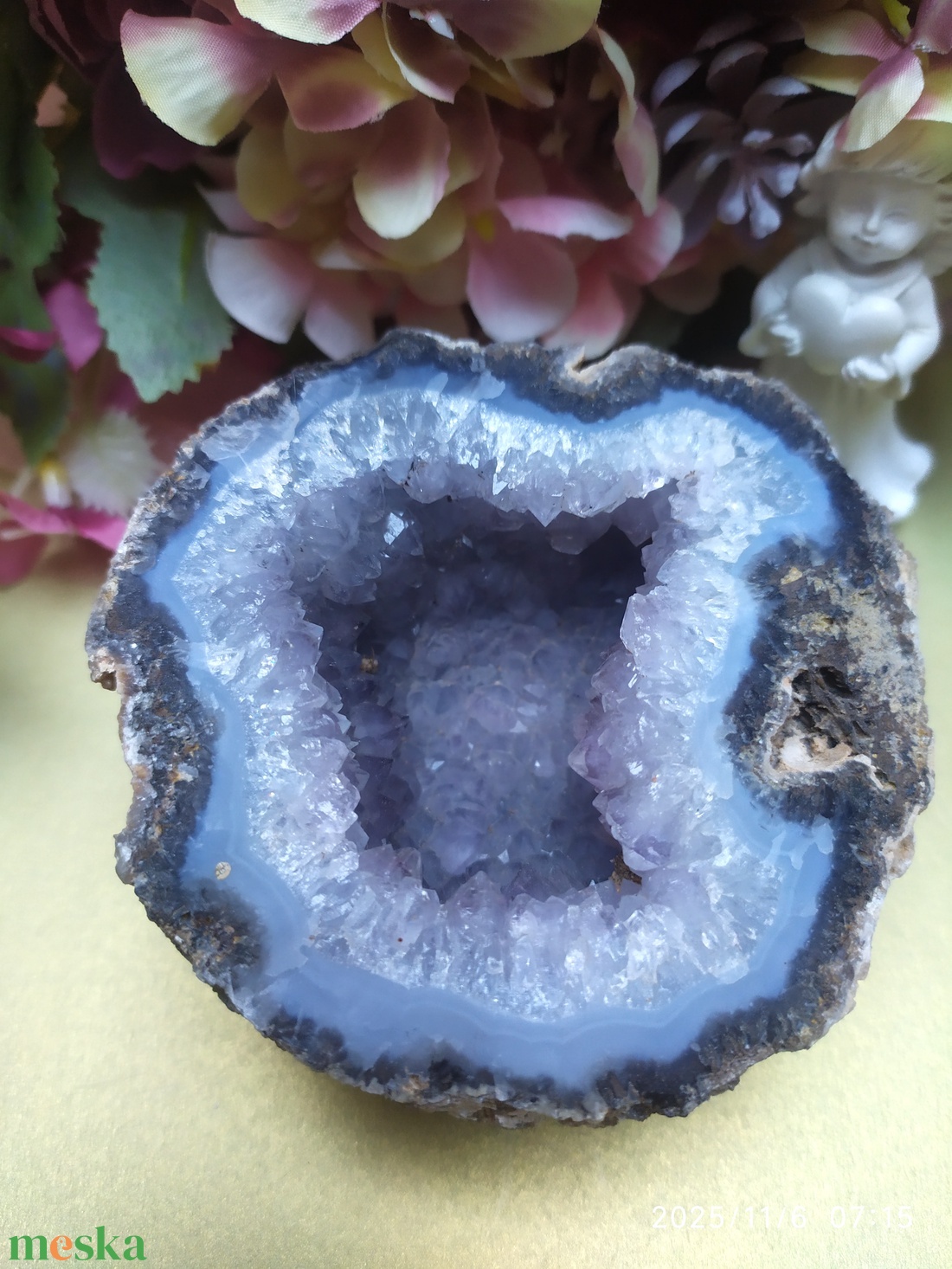  Cölesztin (Celestit) geóda  A Mennyei Kék Fény kristálya  - kellékek & szerszámok - ásvány alapanyag - geóda - Meska.hu