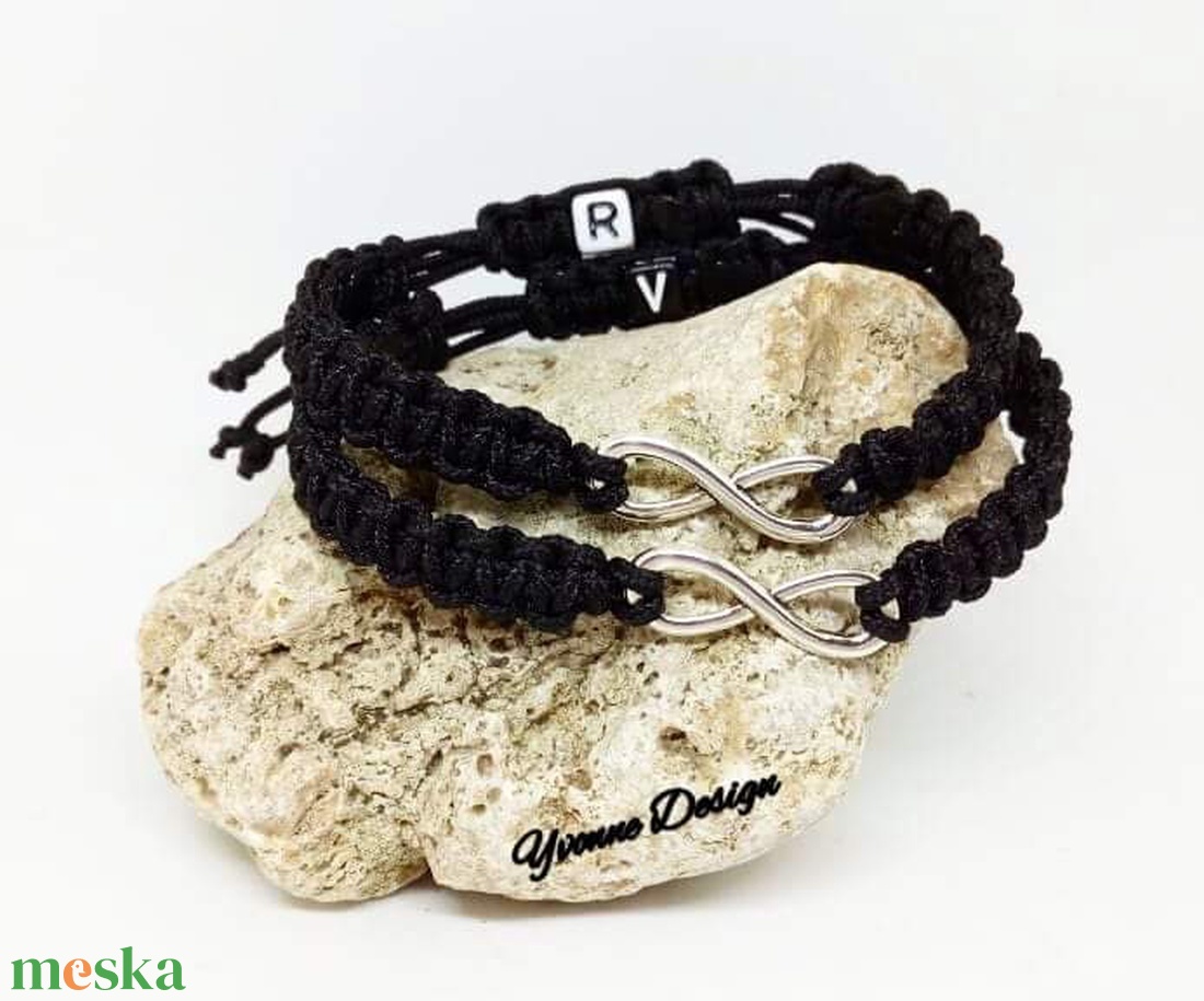 Végtelen jeles Forever together páros karkötő betűvel - ékszer - karkötő - fonott karkötő - Meska.hu