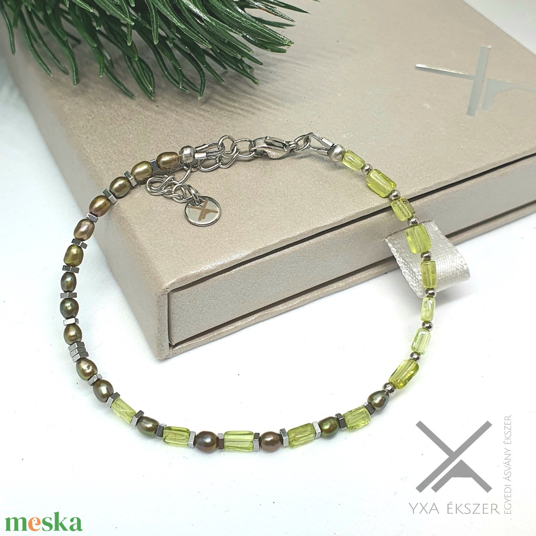 Peridot és édesvizi gyöngy karkötő Stx - ékszer - karkötő - gyöngyös karkötő - Meska.hu Peridot és édesvizi gyöngy karkötő Stx - ékszer - karkötő - gyöngyös karkötő - Meska.hu