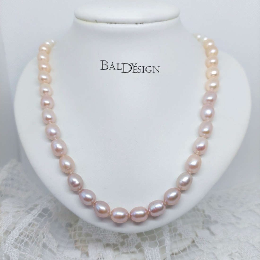 Három színű gyöngysor - ékszer - nyaklánc - gyöngyös nyaklánc - Meska.hu