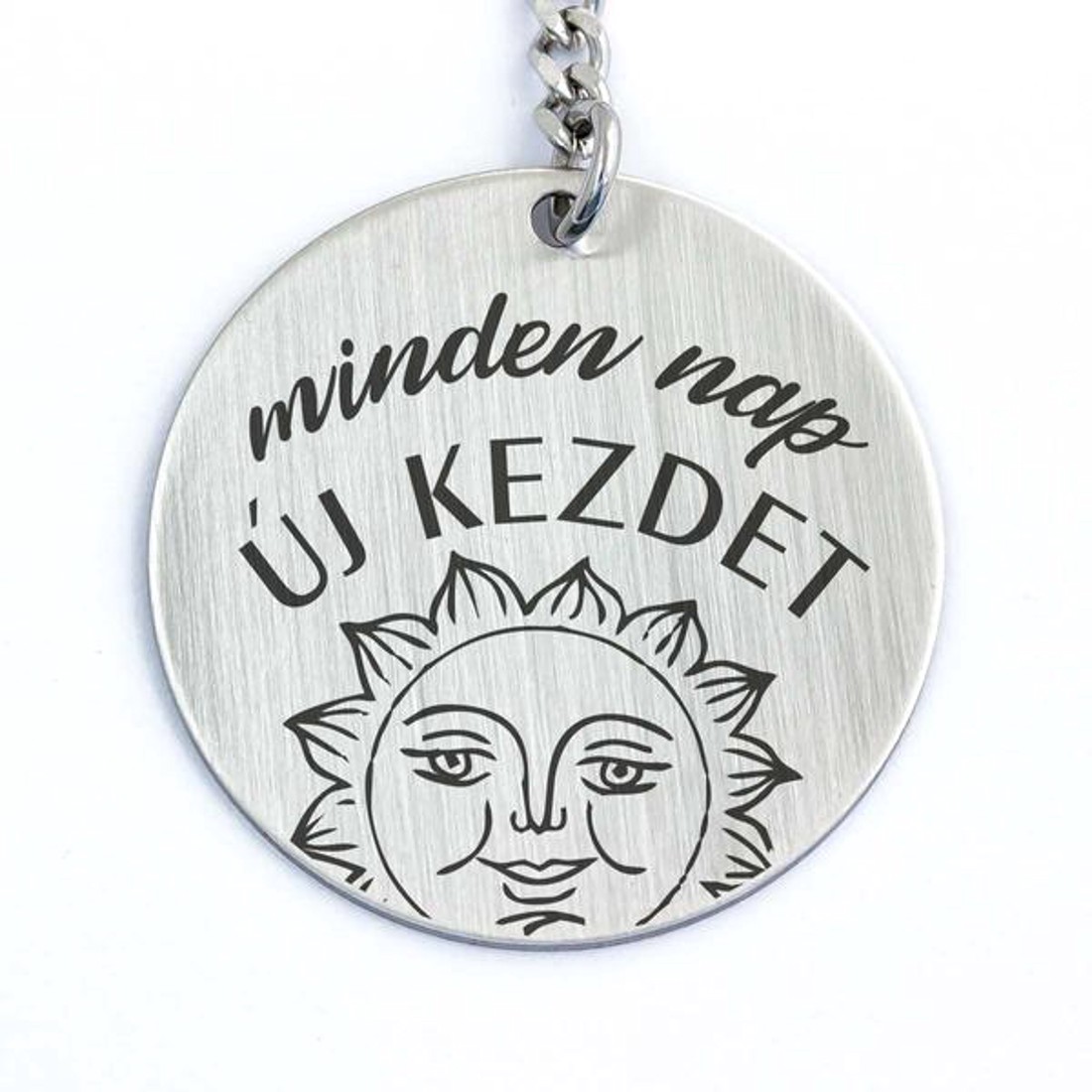 Minden nap új kezdet acél medálos kulcstartó - táska & tok - kulcstartó & táskadísz - kulcstartó - Meska.hu