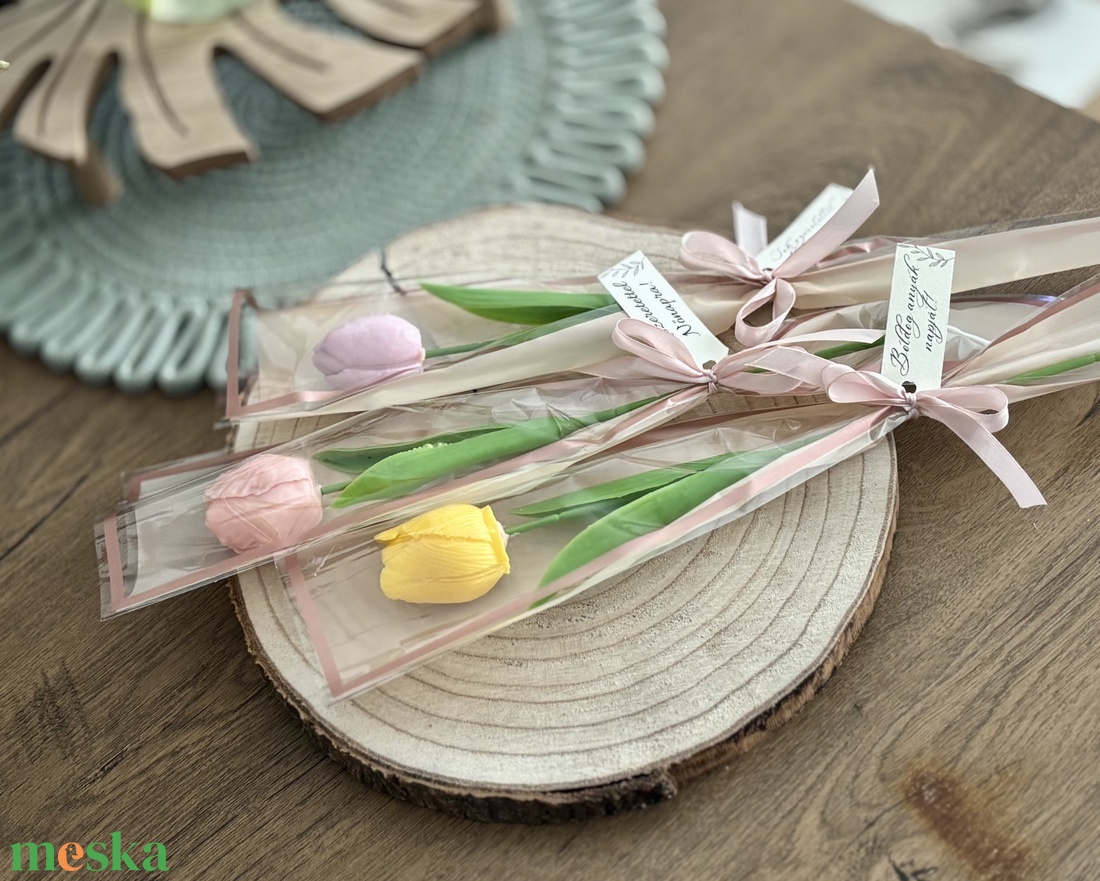 Illatos tulipán gyertya szálas (illatviasz) nőnapra, pedagógus napra, anyák napjára  - otthon & életmód - gyertya, illat, aroma - illatviasz - Meska.hu