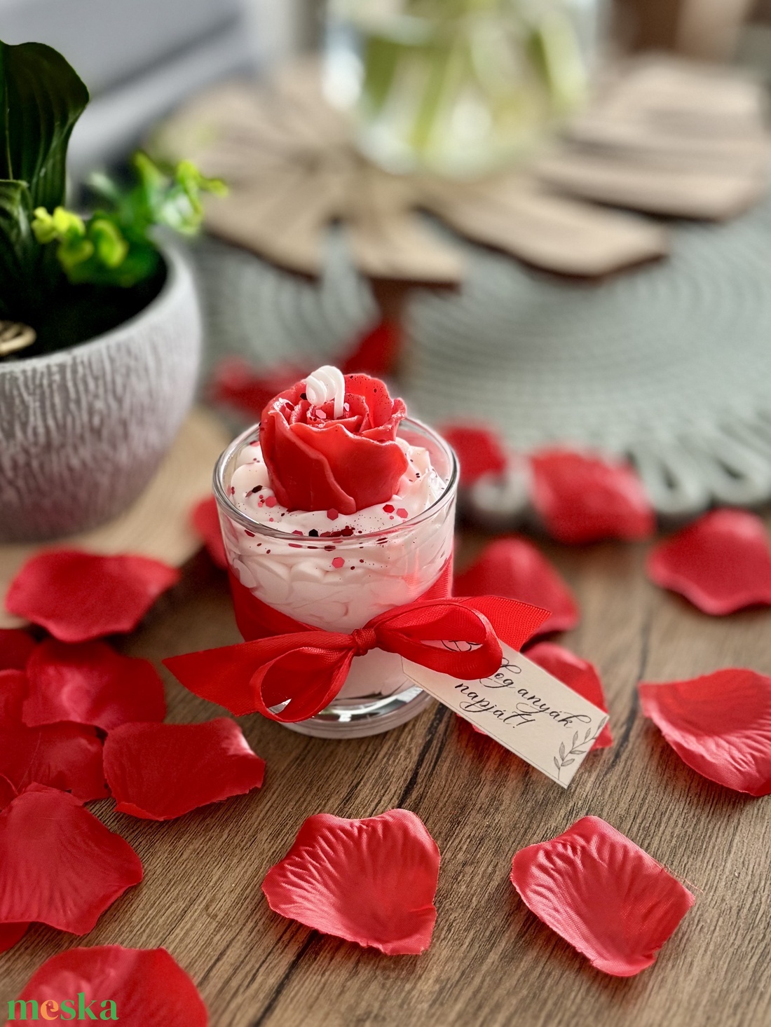 Rózsa illatgyertya pohárban Valentin napra, anyák napjára, nőnapra, pedagógus napra többféle színben - otthon & életmód - gyertya, illat, aroma - gyertya - Meska.hu
