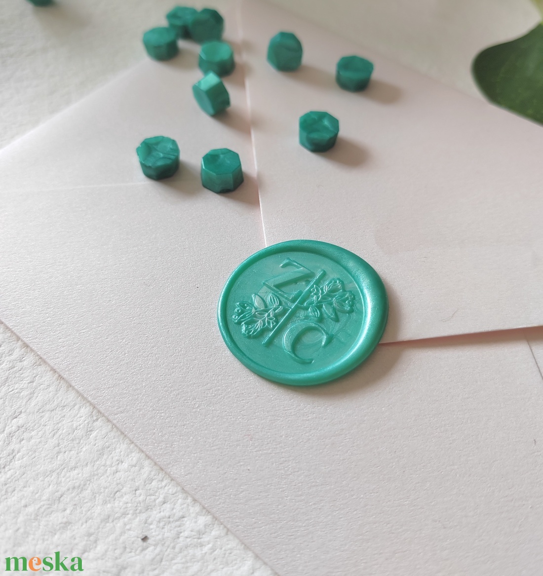 Monogrammos viaszpecsét  - esküvő - meghívó & kártya - meghívó - Meska.hu