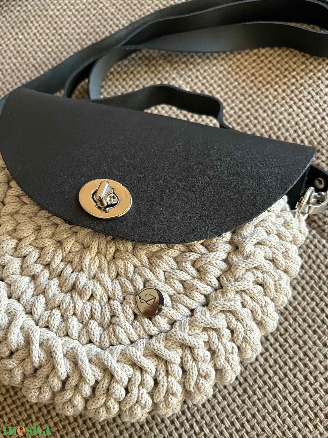 Horgolt női  táska - táska & tok - kézitáska & válltáska - válltáska - Meska.hu