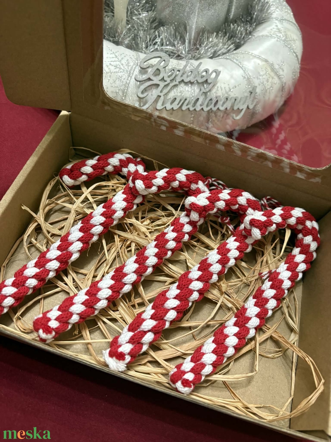 Makramé cukorkabot - karácsony - karácsonyi lakásdekoráció - karácsonyfadíszek - Meska.hu