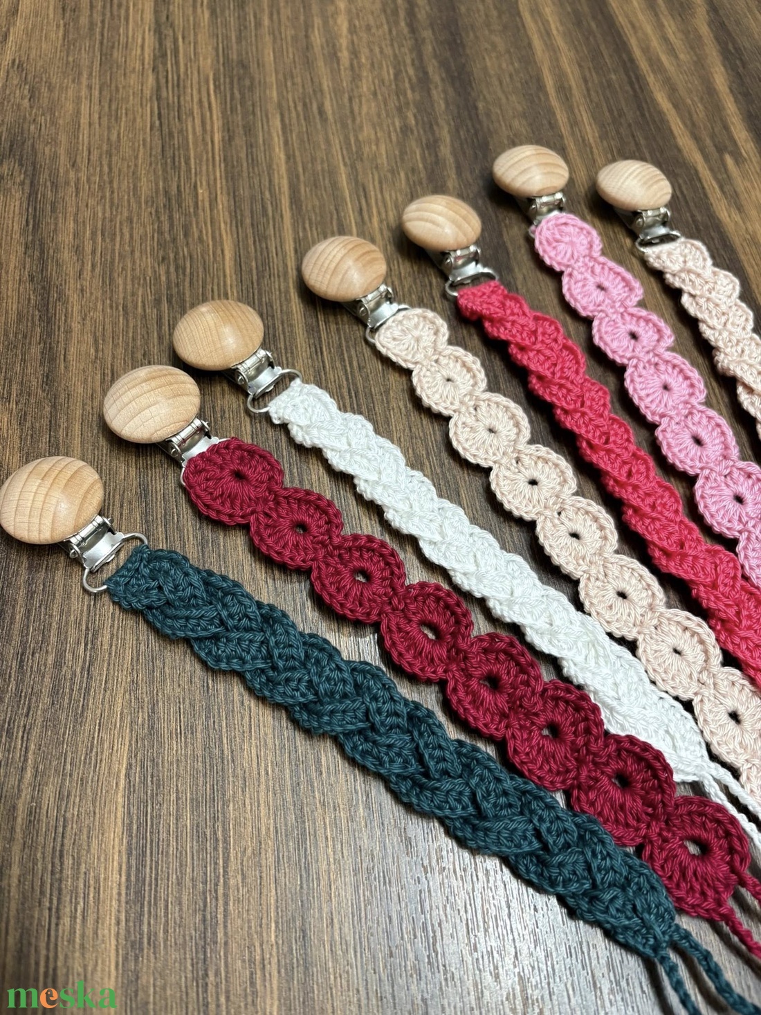 Horgolt cumilánc - baba - mama - baba játékok - cumilánc - Meska.hu