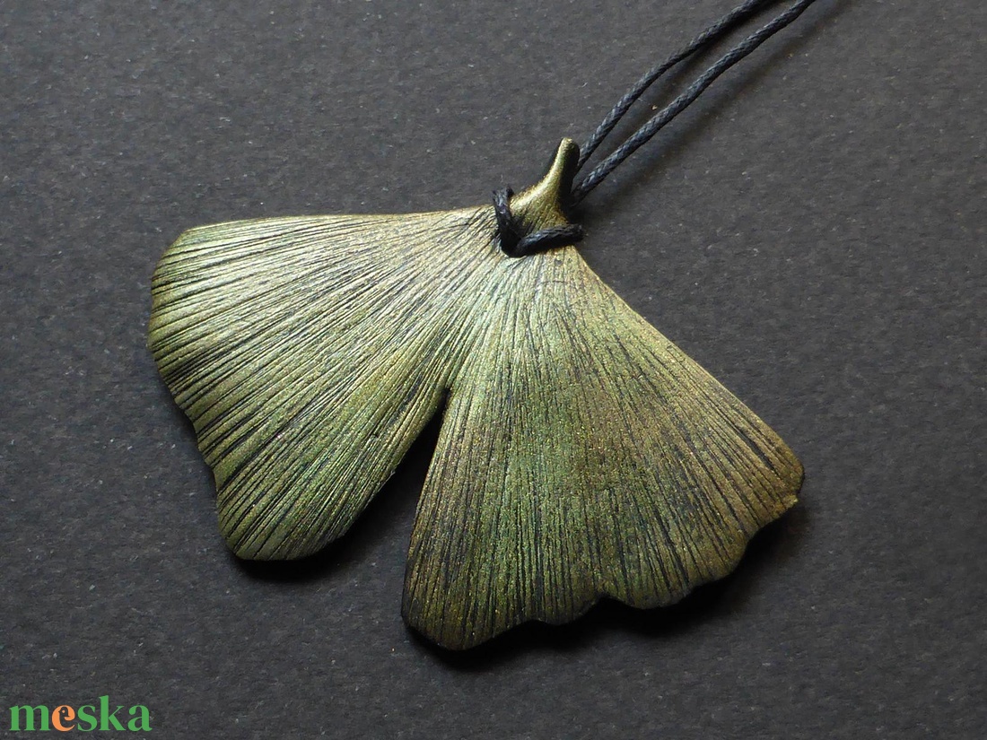 Ginkgo-medál - ékszer - nyaklánc - medál - Meska.hu Ginkgo-medál - ékszer - nyaklánc - medál - Meska.hu