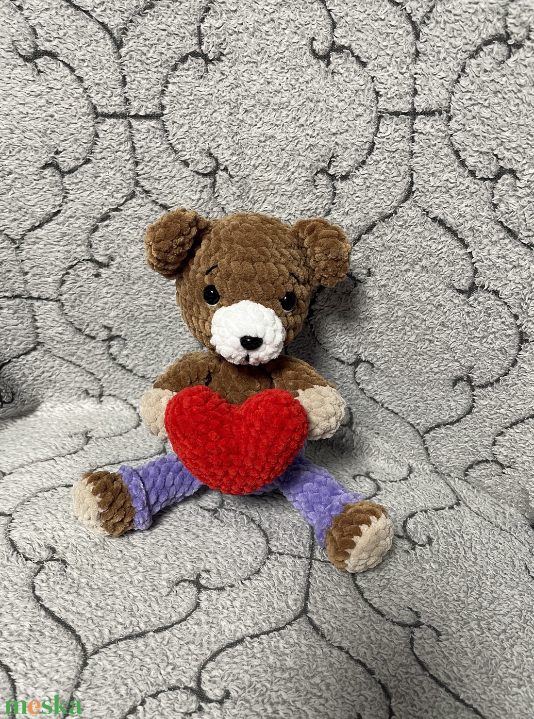 Amigurumi maci szivecskével - játék & sport - plüssállat & játékfigura - maci - Meska.hu Amigurumi maci szivecskével - játék & sport - plüssállat & játékfigura - maci - Meska.hu