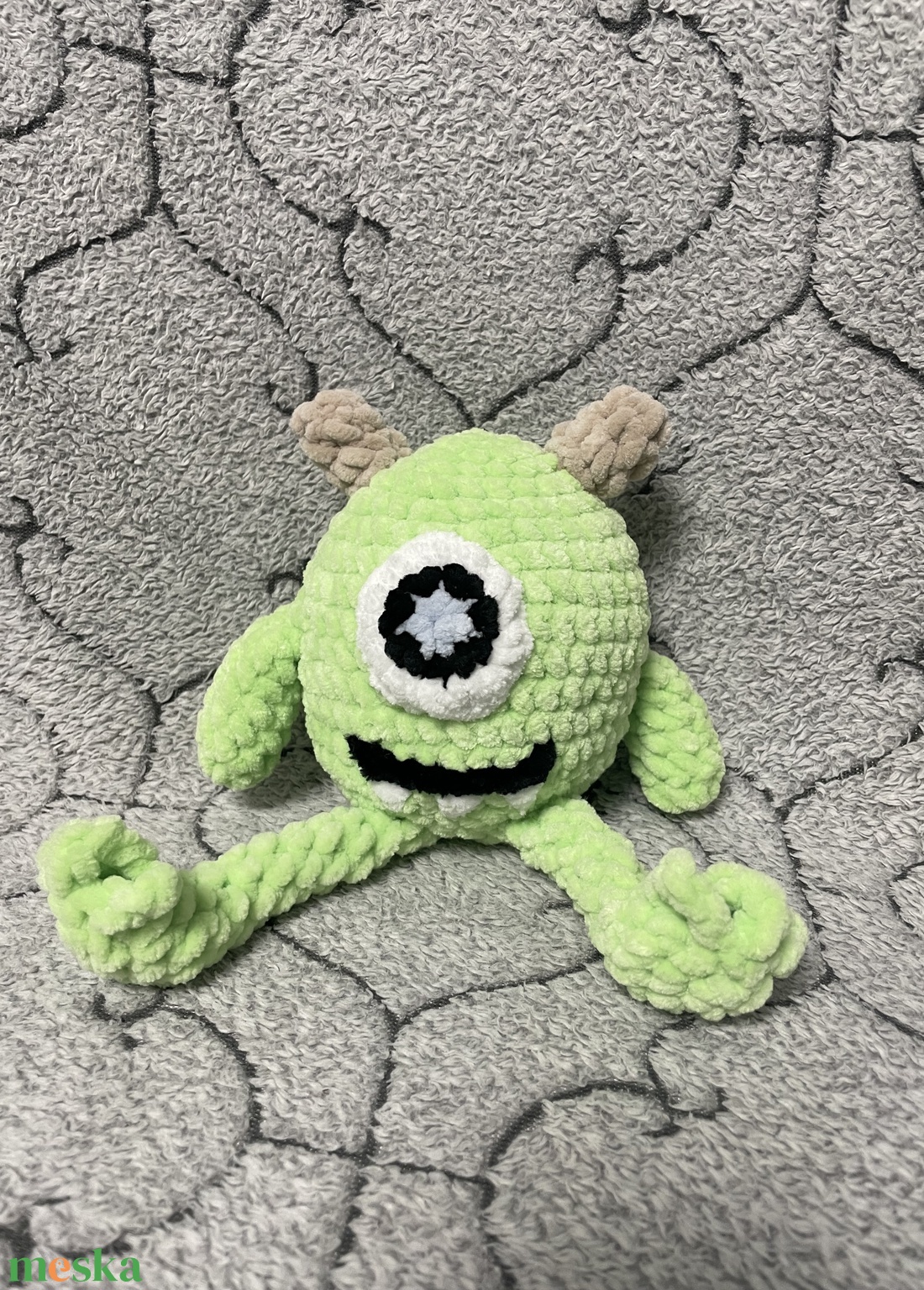Amigurumi szörny - játék & sport - plüssállat & játékfigura - más figura - Meska.hu Amigurumi szörny - játék & sport - plüssállat & játékfigura - más figura - Meska.hu