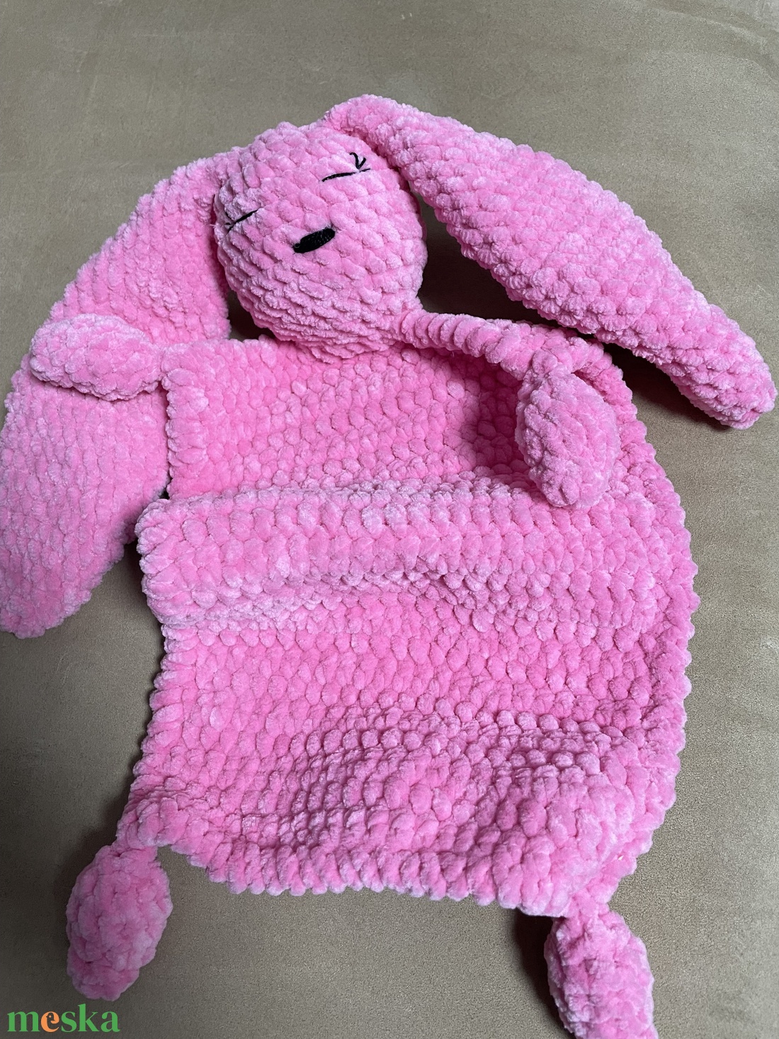 Horgolt szundi kendő - játék & sport - plüssállat & játékfigura - nyuszi - Meska.hu