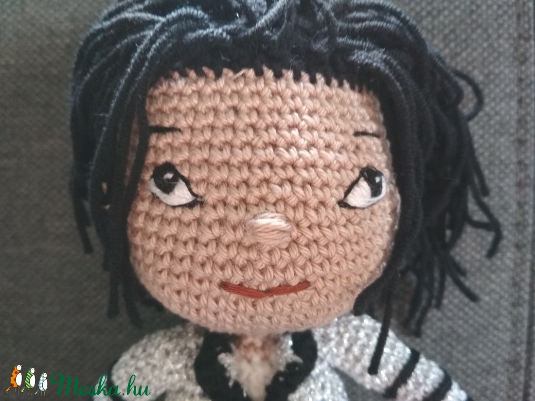 Horgolt Michael Jackson baba - művészet - textilkép - egyéb - Meska.hu Horgolt Michael Jackson baba - művészet - textilkép - egyéb - Meska.hu