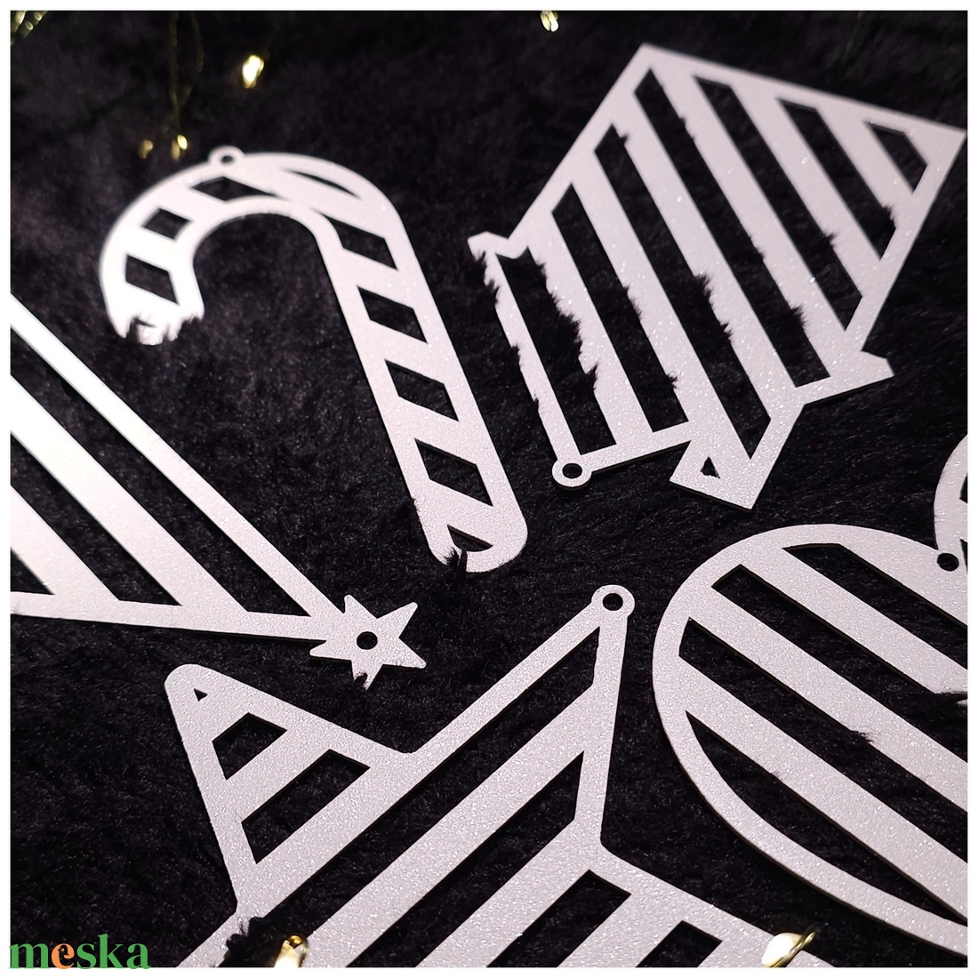 Karácsonyfadíszek - 25 db-os jégfehér szett - karácsony - karácsonyi lakásdekoráció - karácsonyfadíszek - Meska.hu