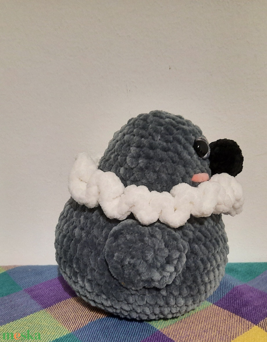 Csillogós szemű horgolt holló (Sylus morcos hollócskája) - kellékek & szerszámok - dekorációs kellékek - figurák - Meska.hu Csillogós szemű horgolt holló (Sylus morcos hollócskája) - kellékek & szerszámok - dekorációs kellékek - figurák - Meska.hu
