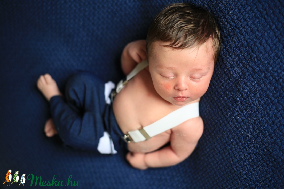 Újszülött kisfiú szett nadrág+  húzentróger -  - Meska.hu