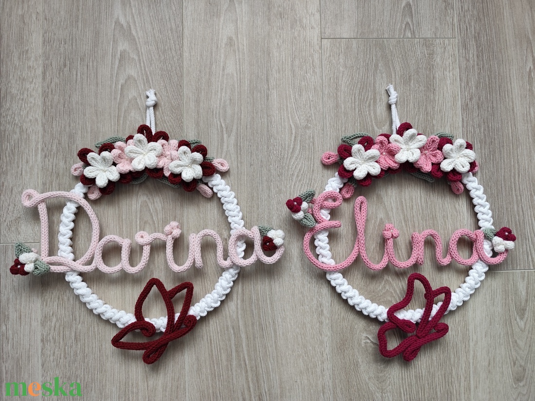 Egyedi virágos dekoráció  - baba - mama - babaszoba dekoráció - babanév dekoráció - Meska.hu