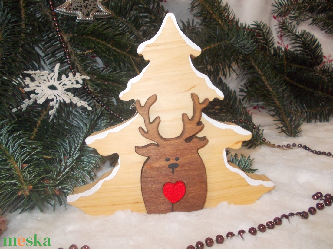 Karácsonyi szarvas fenyővel havas - karácsony - karácsonyi lakásdekoráció - karácsonyi lakásdíszek - Meska.hu