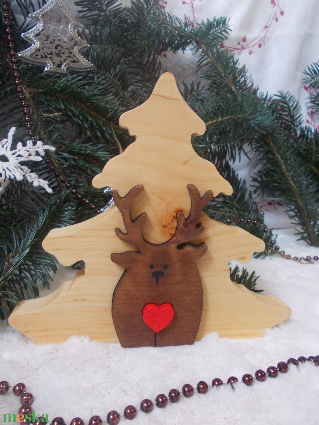 Karácsonyi szarvas fenyővel  - karácsony - karácsonyi lakásdekoráció - karácsonyi lakásdíszek - Meska.hu