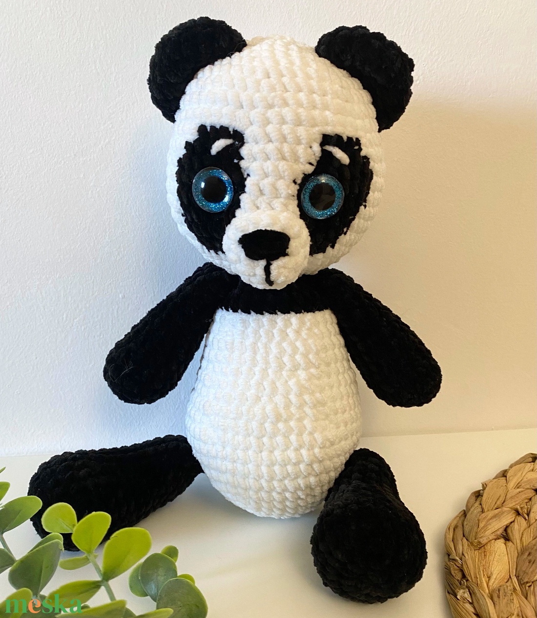 Horgolt pandamaci - játék & sport - plüssállat & játékfigura - maci - Meska.hu