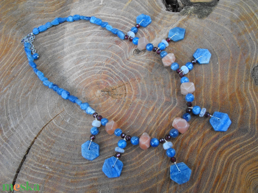 Kianit, napkő, holdkő, gránát nyaklánc - ékszer - nyaklánc - medál - Meska.hu