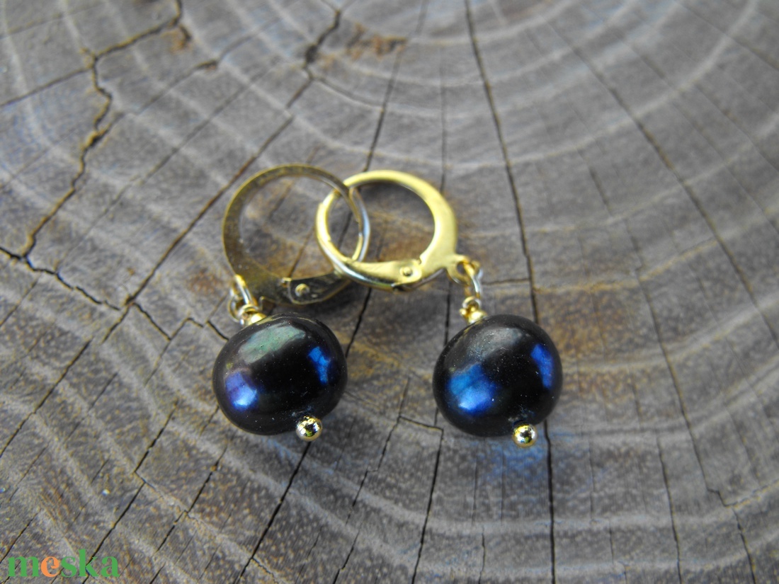 Fekete tenyésztett gyöngy  acél fülbevaló - ékszer - fülbevaló - lógó fülbevaló - Meska.hu