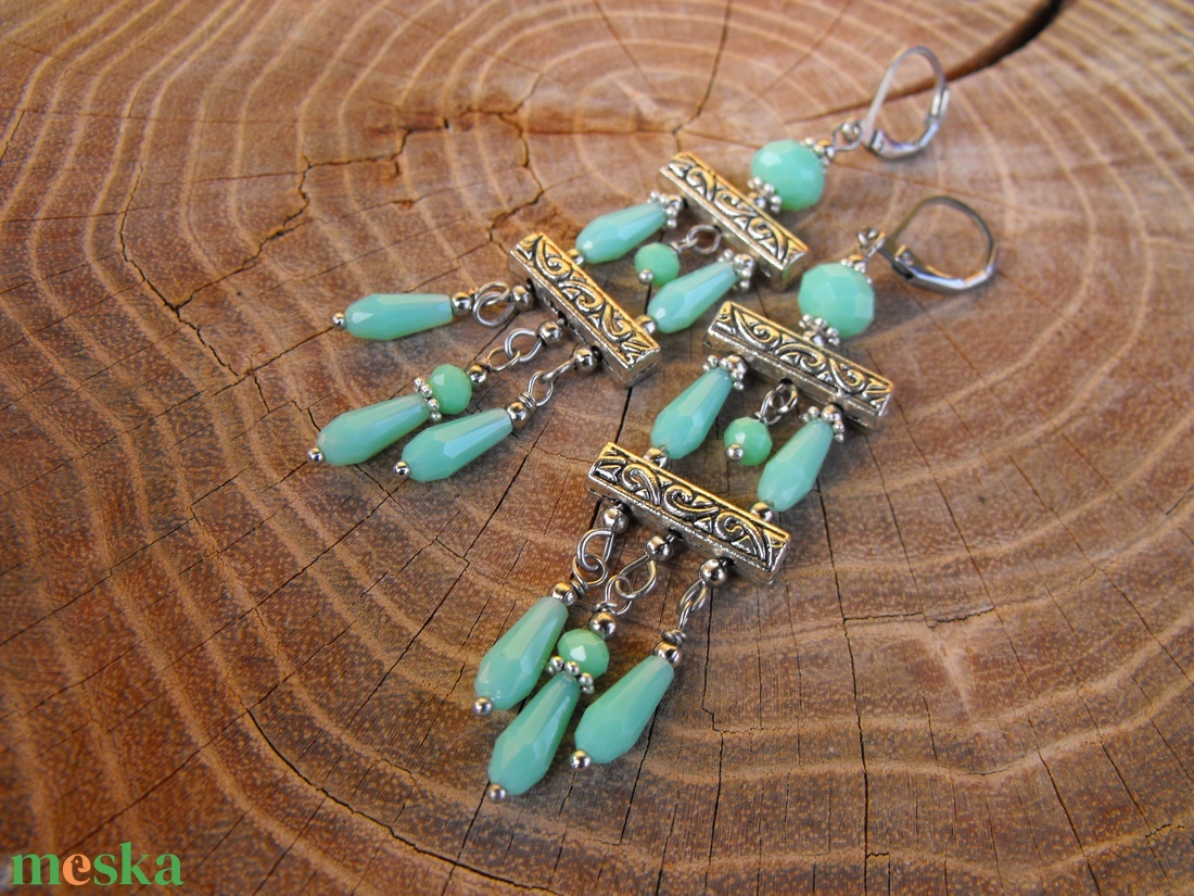 Hosszú menta színű fülbevaló - ékszer - fülbevaló - lógó fülbevaló - Meska.hu