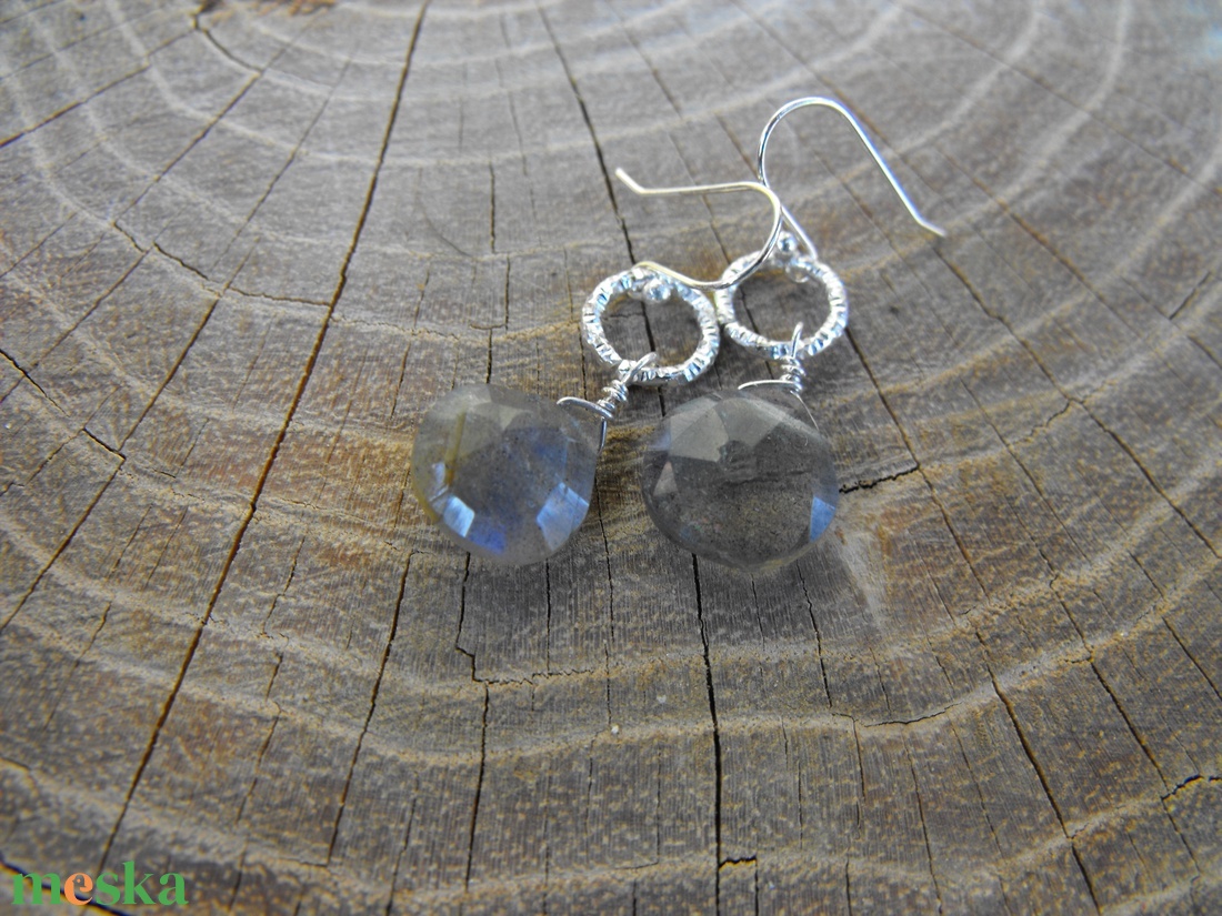 Labradorit, fülbevaló - ékszer - fülbevaló - lógó fülbevaló - Meska.hu