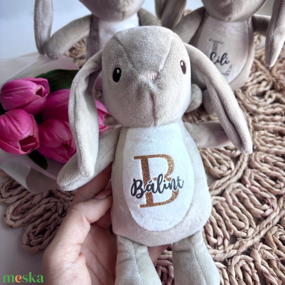 Névre szóló plüss nyuszi - baba - mama - babaszoba dekoráció - babanév dekoráció - Meska.hu