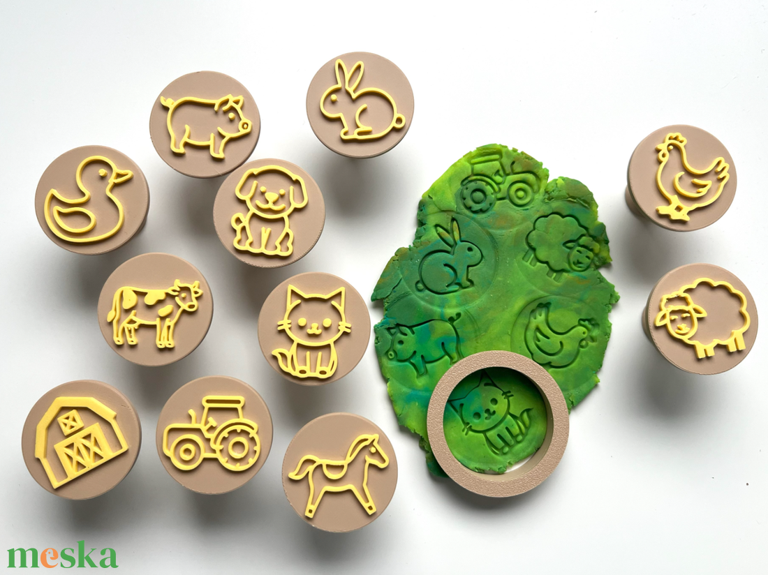 Farm Állatos Gyurma Bélyegző és Sütikiszúró Készlet � Tehén, Malac, Csirke, Traktor és több  - otthon & életmód - konyhafelszerelés, tálalás - sütés, főzés - sütikiszúró - Meska.hu