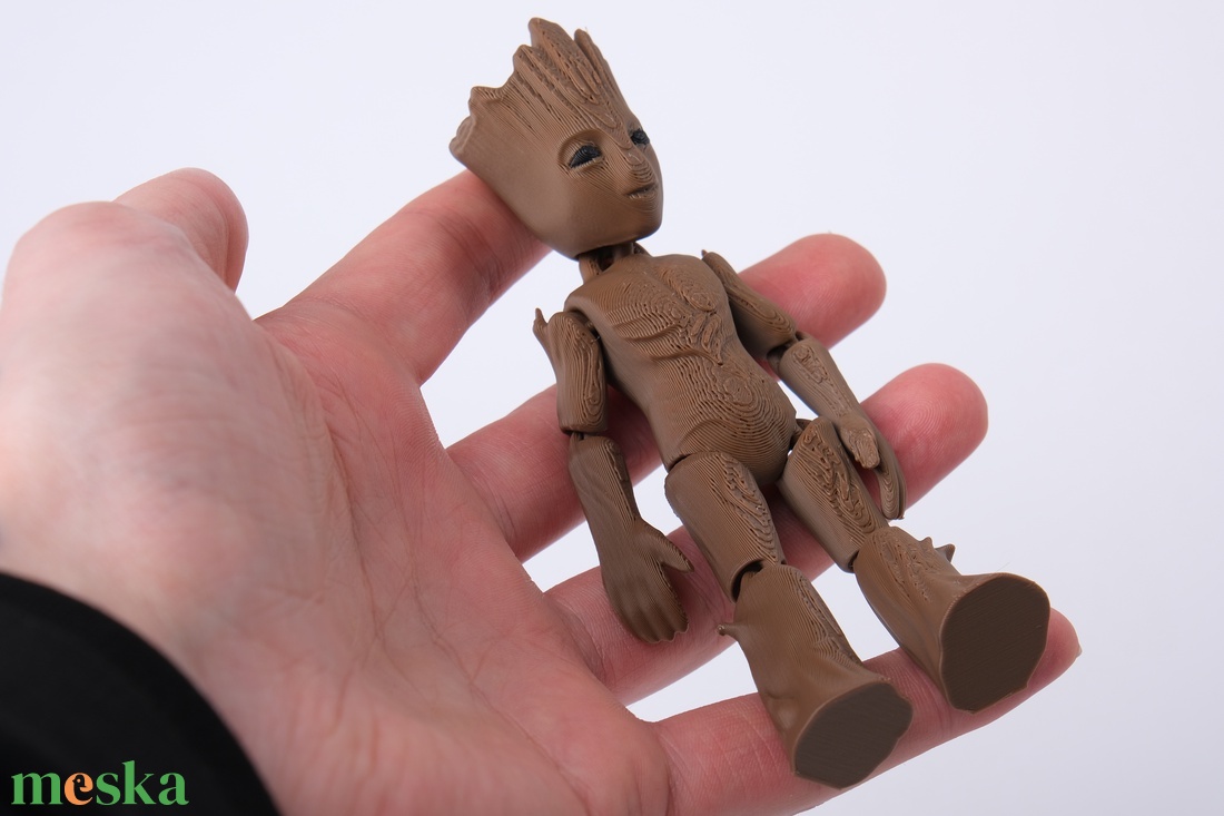 12 cm-es mozgatható Groot figura - otthon & életmód - dekoráció - dísztárgy - Meska.hu