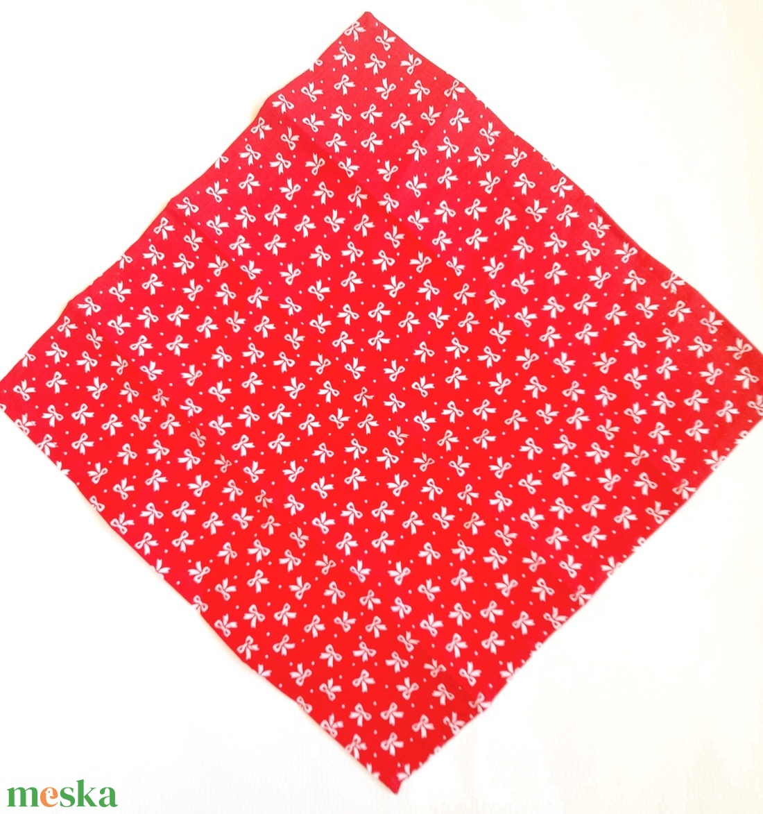Textilszalvéta vagy zsebkendő, masni - otthon & lakás - konyhafelszerelés, tálalás - konyhai textil - szalvéta - Meska.hu Textilszalvéta vagy zsebkendő, masni - otthon & lakás - konyhafelszerelés, tálalás - konyhai textil - szalvéta - Meska.hu