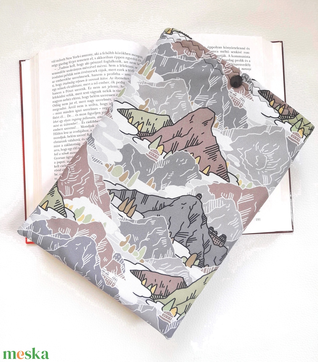 Vízhatlan könyvtok, tablet vagy e-book tok, hegyvidék - könyv & zene - könyvtok - Meska.hu