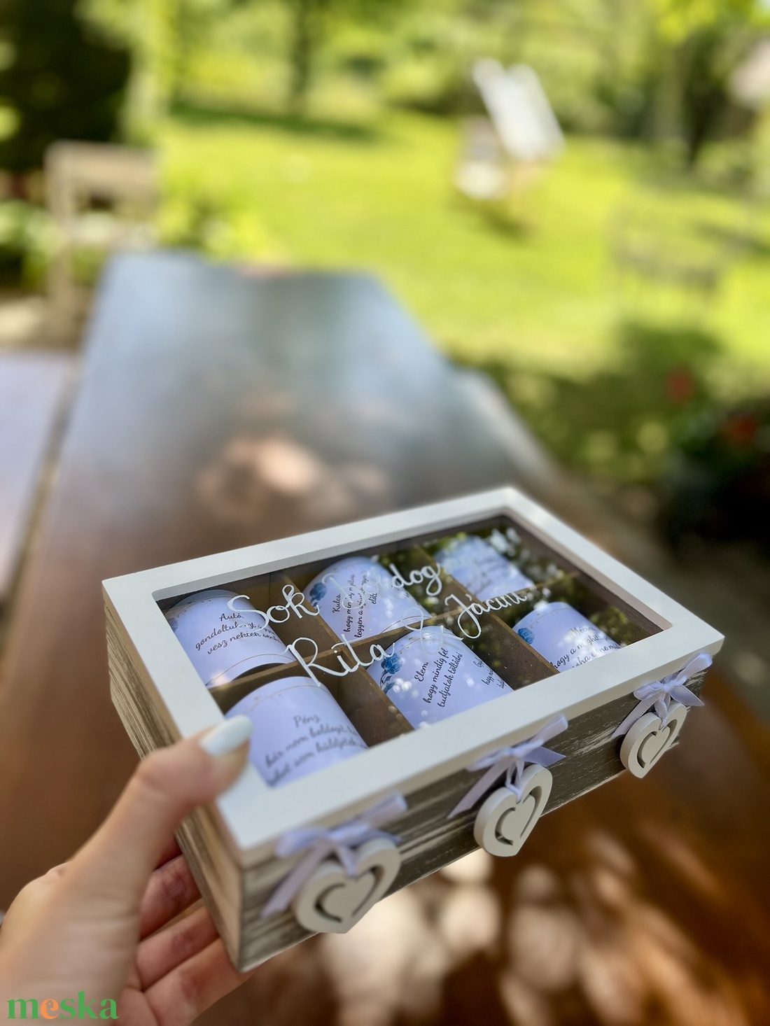 Kalligráfiával díszített nászajándék doboz  jókívánságokkal az ifjú párnak - esküvő - emlék & ajándék - nászajándék - esküvői pénzátadó doboz - Meska.hu