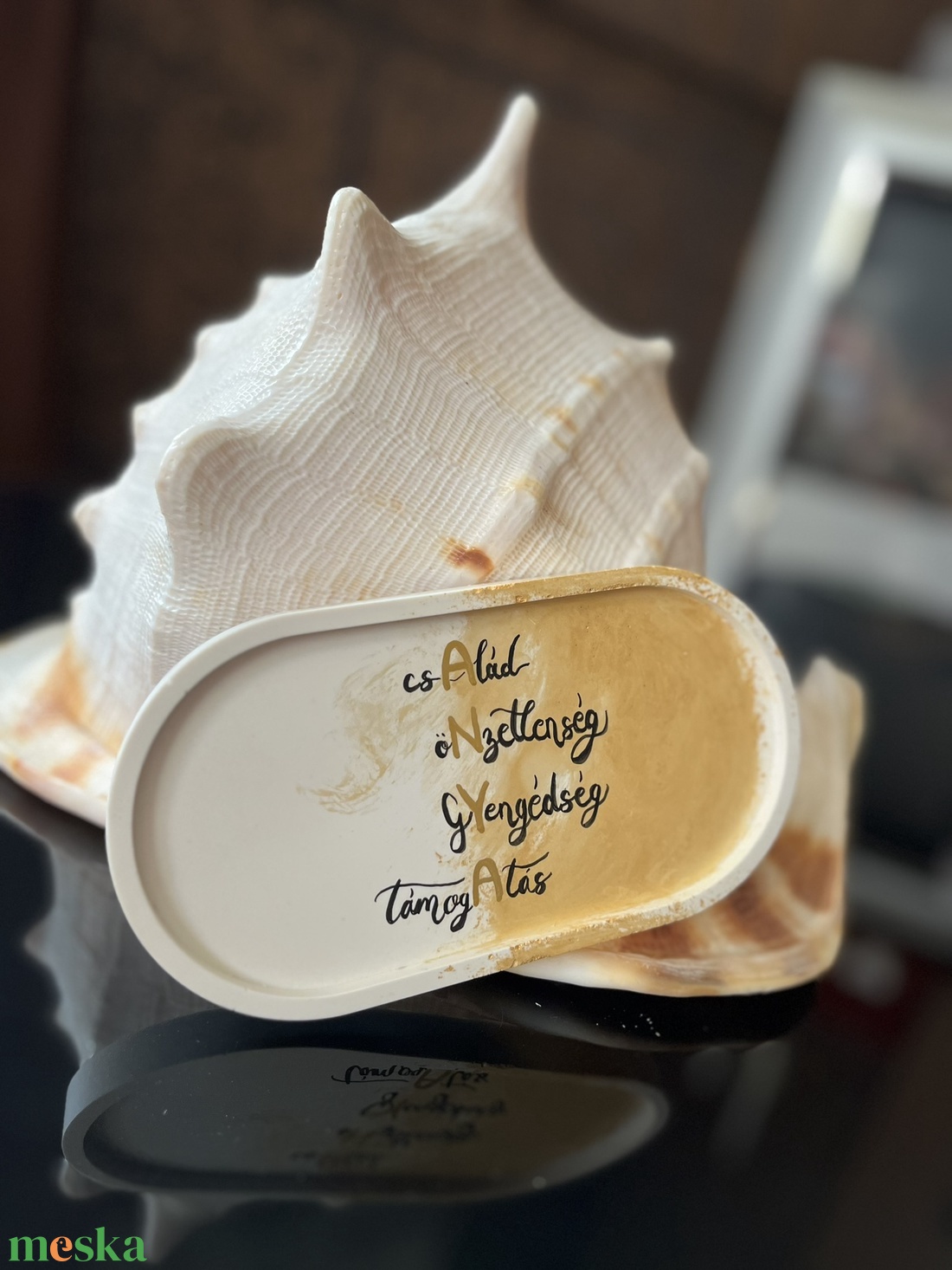 Egyedi kalligráfiával készült ajándékok és dekorációk - esküvő - emlék & ajándék - köszönőajándék - Meska.hu