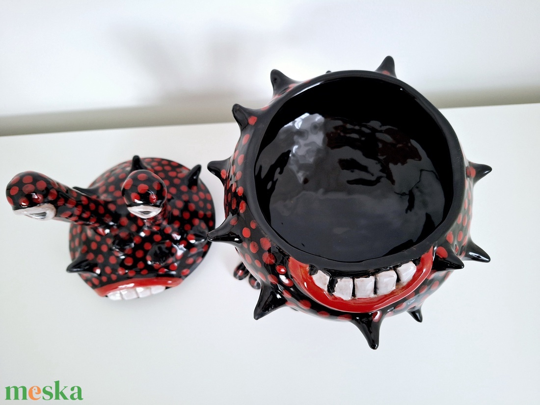 FunnyMonster tároló  - művészet - szobor - kerámia - Meska.hu