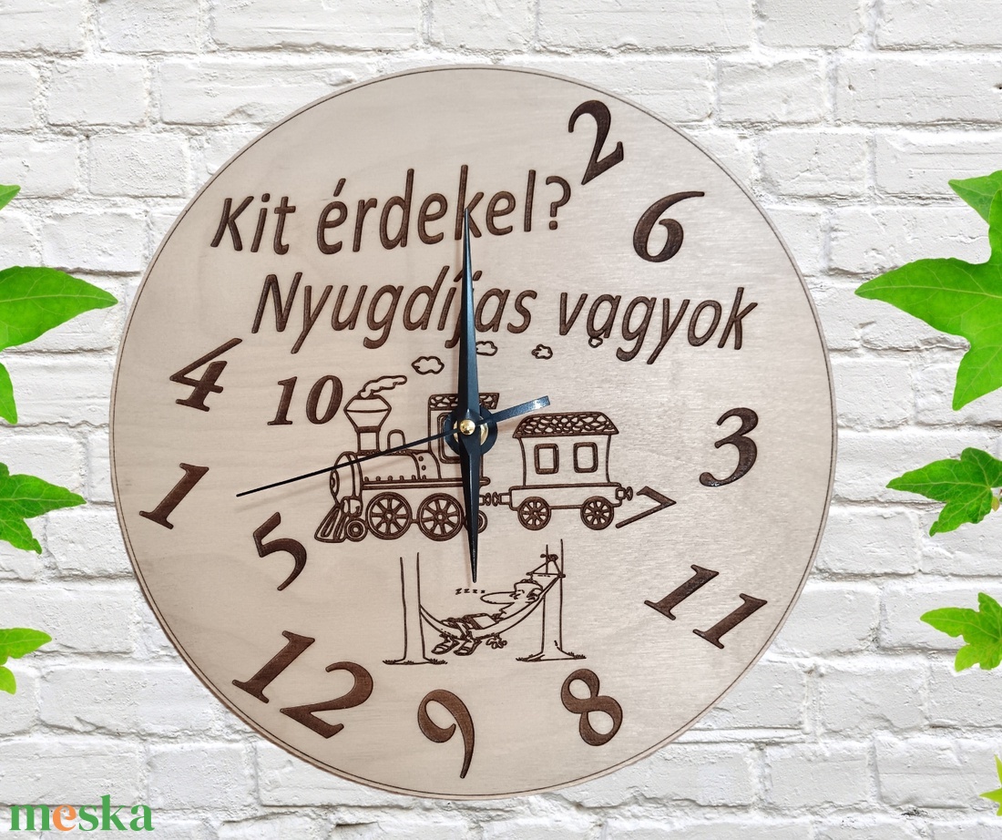 Nyugdíjba mentem falióra vasutasoknak - otthon & életmód - dekoráció - fali és függő dekoráció - falióra & óra - Meska.hu