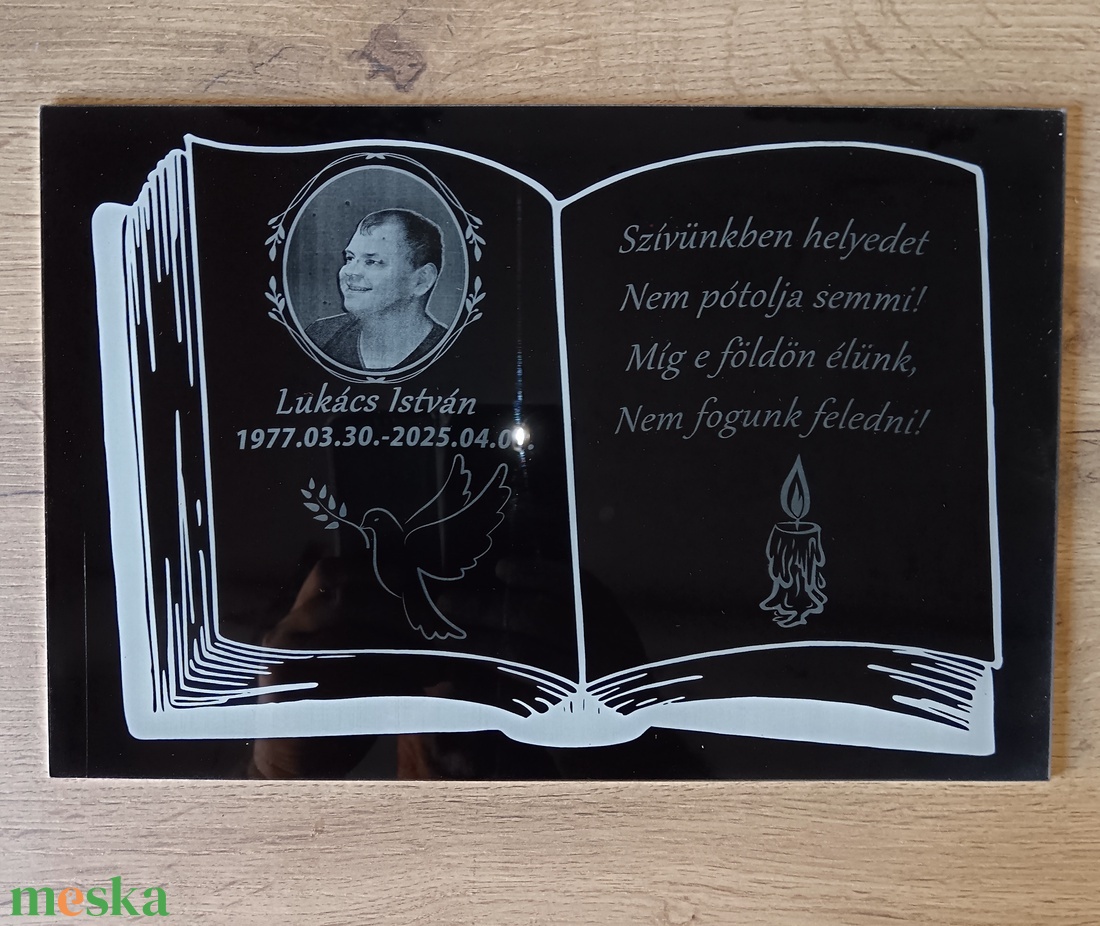 Üveg síremlék tábla - otthon & életmód - vallás - temetkezési tárgy - sírtábla - Meska.hu Üveg síremlék tábla - otthon & életmód - vallás - temetkezési tárgy - sírtábla - Meska.hu