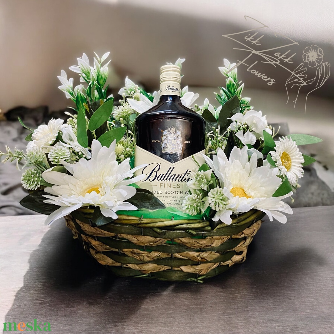 Virágos Ital Kosár( 1l Ballantines whisky) - otthon & életmód - dekoráció - virágdísz és tartó - csokor & virágdísz - Meska.hu Virágos Ital Kosár( 1l Ballantines whisky) - otthon & életmód - dekoráció - virágdísz és tartó - csokor & virágdísz - Meska.hu