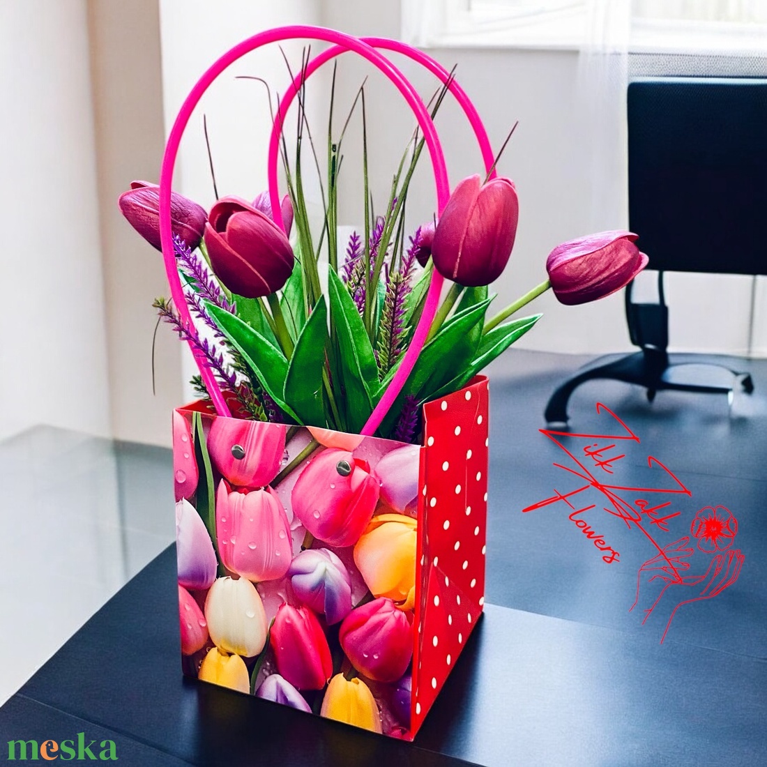 Pöttyös Tulipános Ajándék Táska - otthon & életmód - dekoráció - virágdísz és tartó - virágbox, virágdoboz - Meska.hu Pöttyös Tulipános Ajándék Táska - otthon & életmód - dekoráció - virágdísz és tartó - virágbox, virágdoboz - Meska.hu