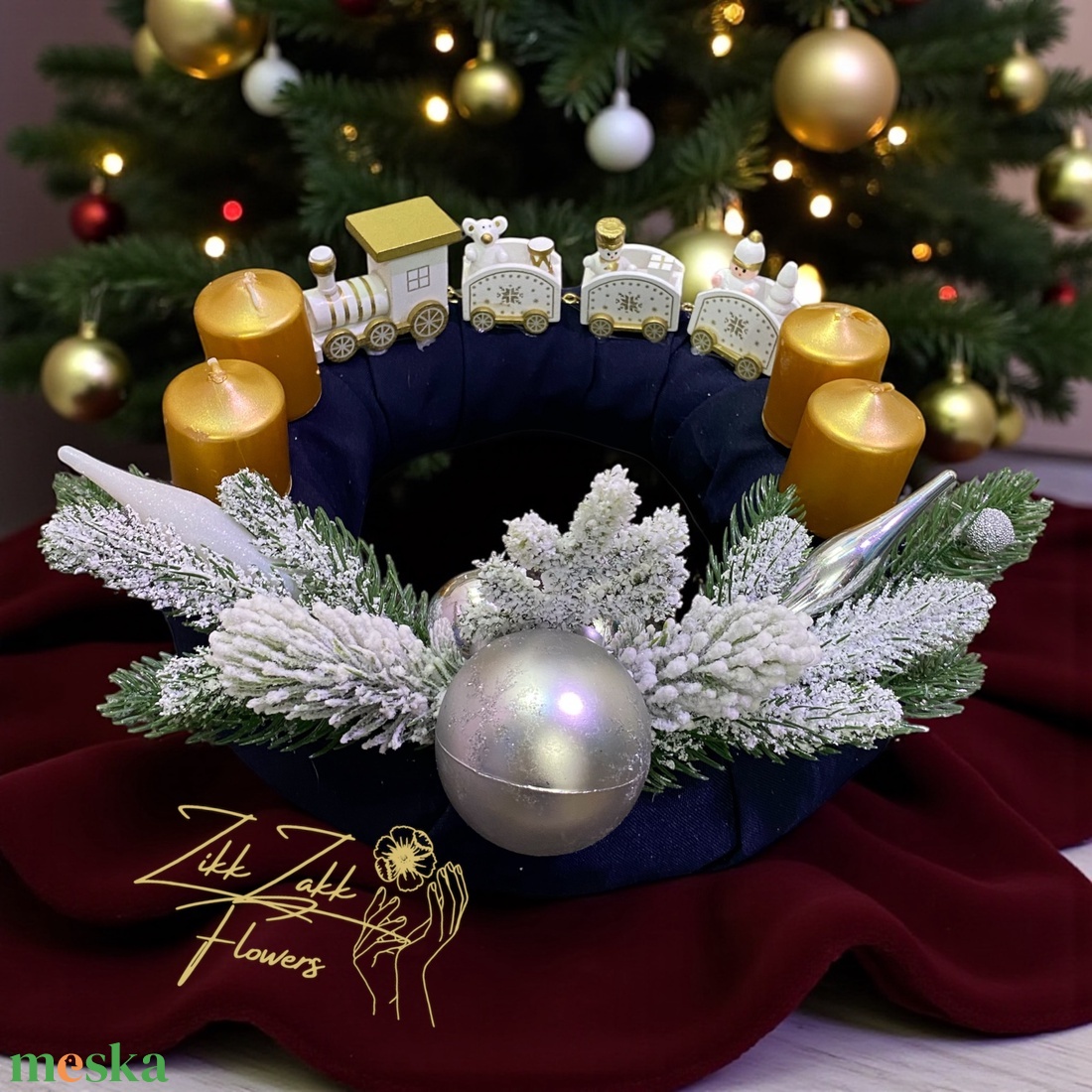 Adventi koszorú � Sötétkék alap vonatos díszítéssel - karácsony - adventi díszek - adventi koszorú - Meska.hu