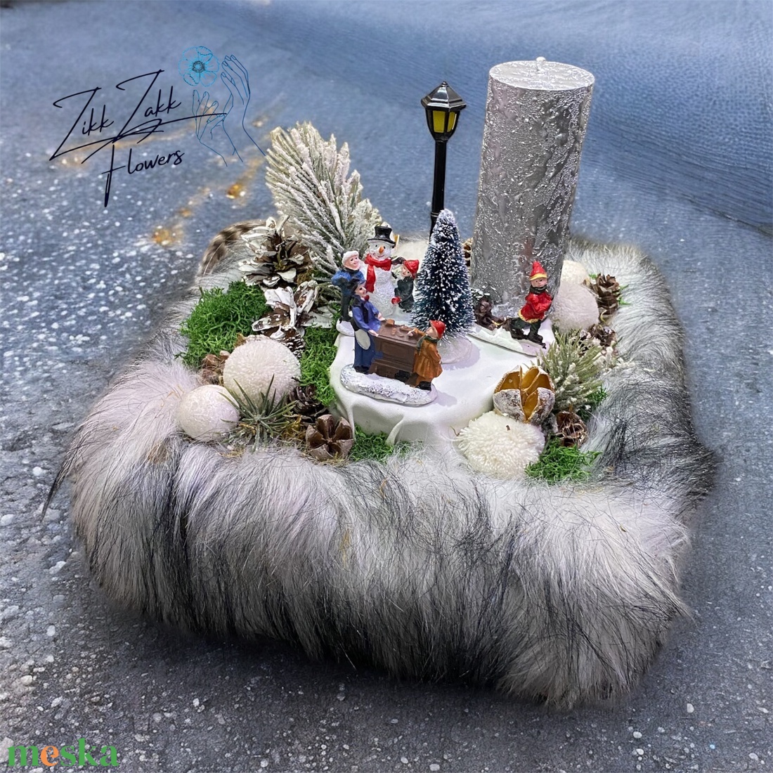 Téli falucskás adventi kompozíció prémperemmel - karácsony - adventi díszek - adventi asztaldísz - Meska.hu