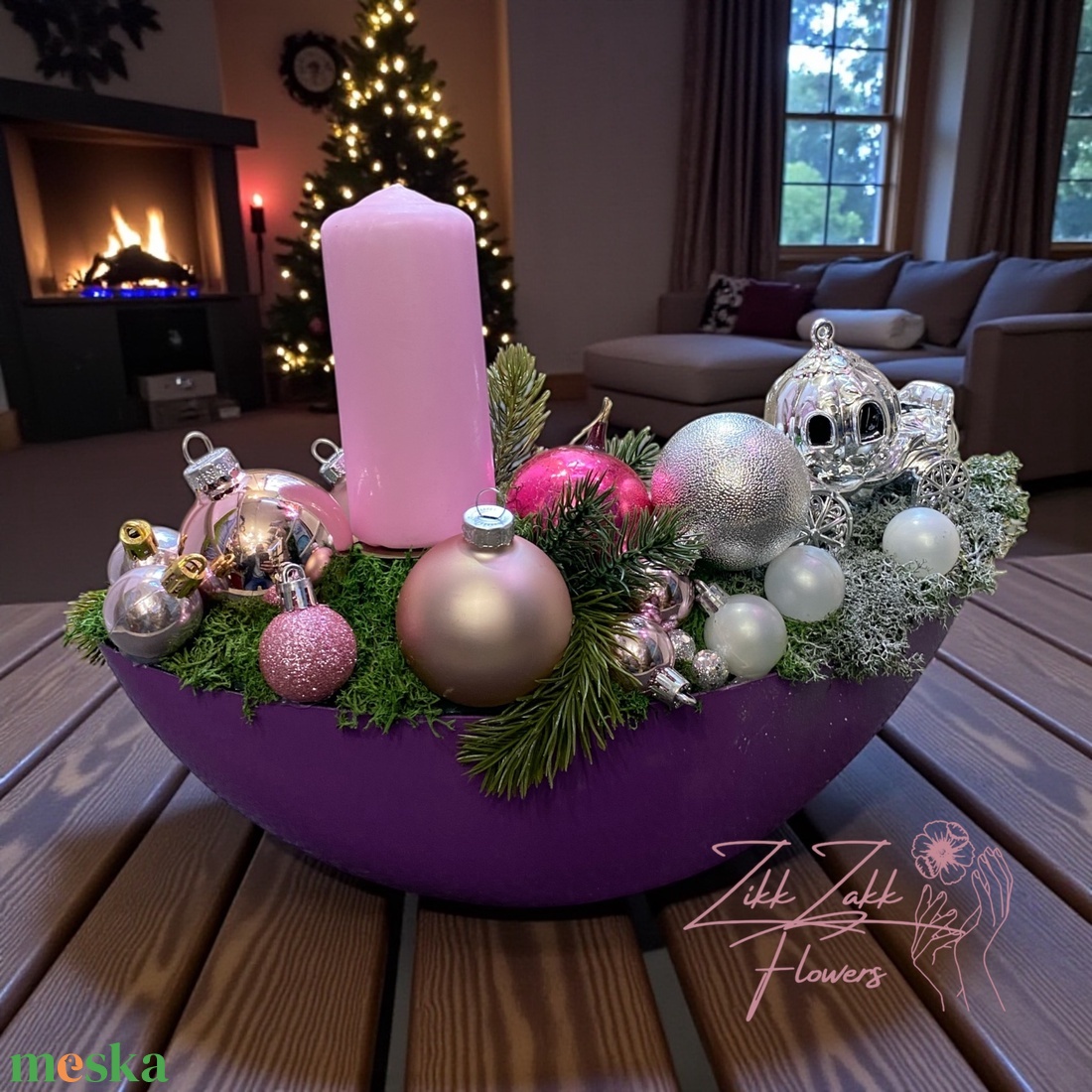 Lila tálas karácsonyi kompozíció � hintó díszítéssel - karácsony - karácsonyi lakásdekoráció - ünnepi asztaldekoráció - Meska.hu