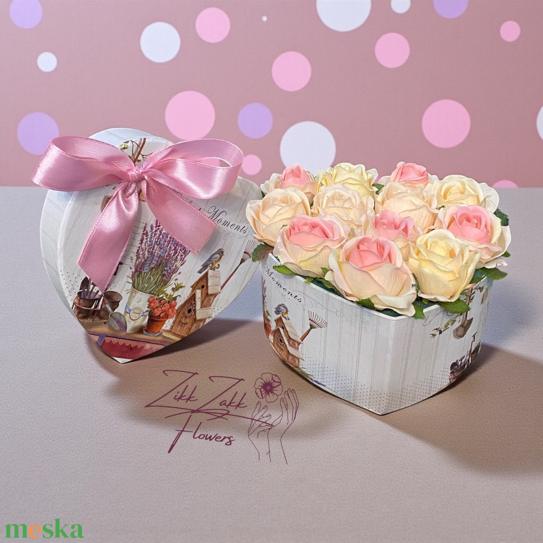 Szív alakú vintage box � barack és krém örök rózsákkal - otthon & életmód - virágdekoráció - virágok - virágbox - Meska.hu