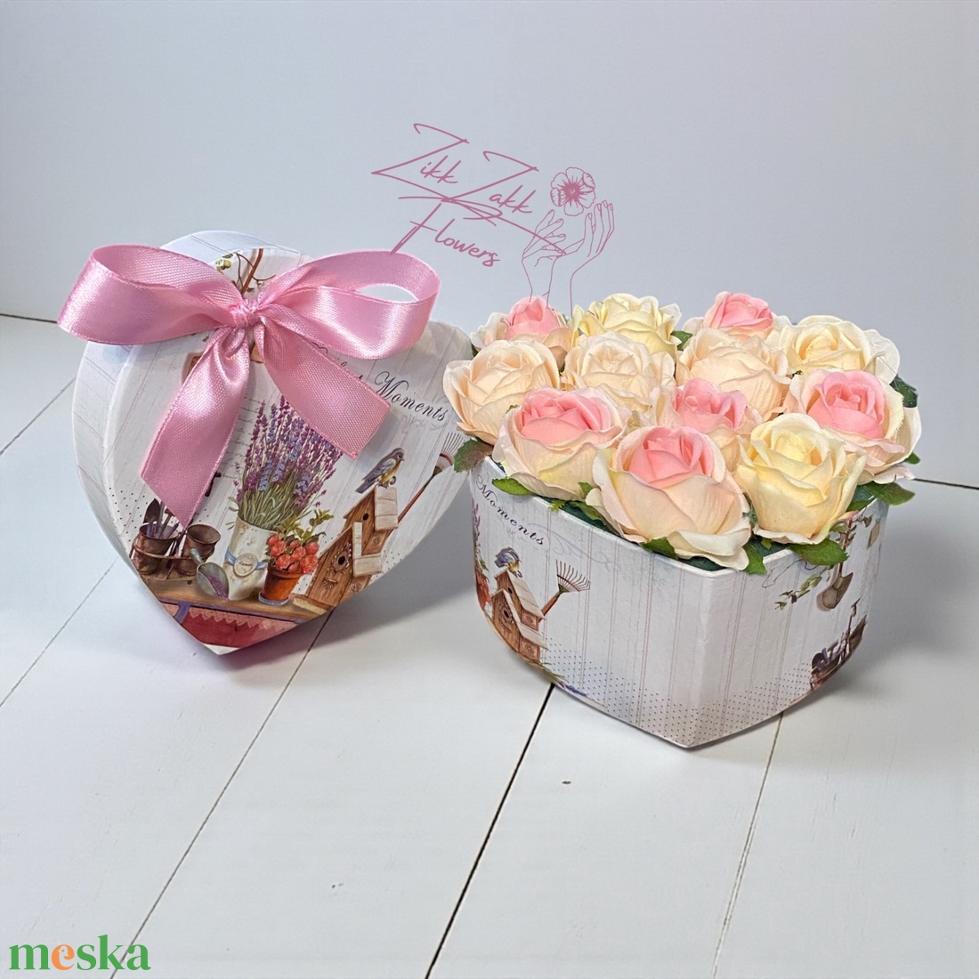 Szív alakú vintage box � barack és krém örök rózsákkal - otthon & életmód - virágdekoráció - virágok - virágbox - Meska.hu