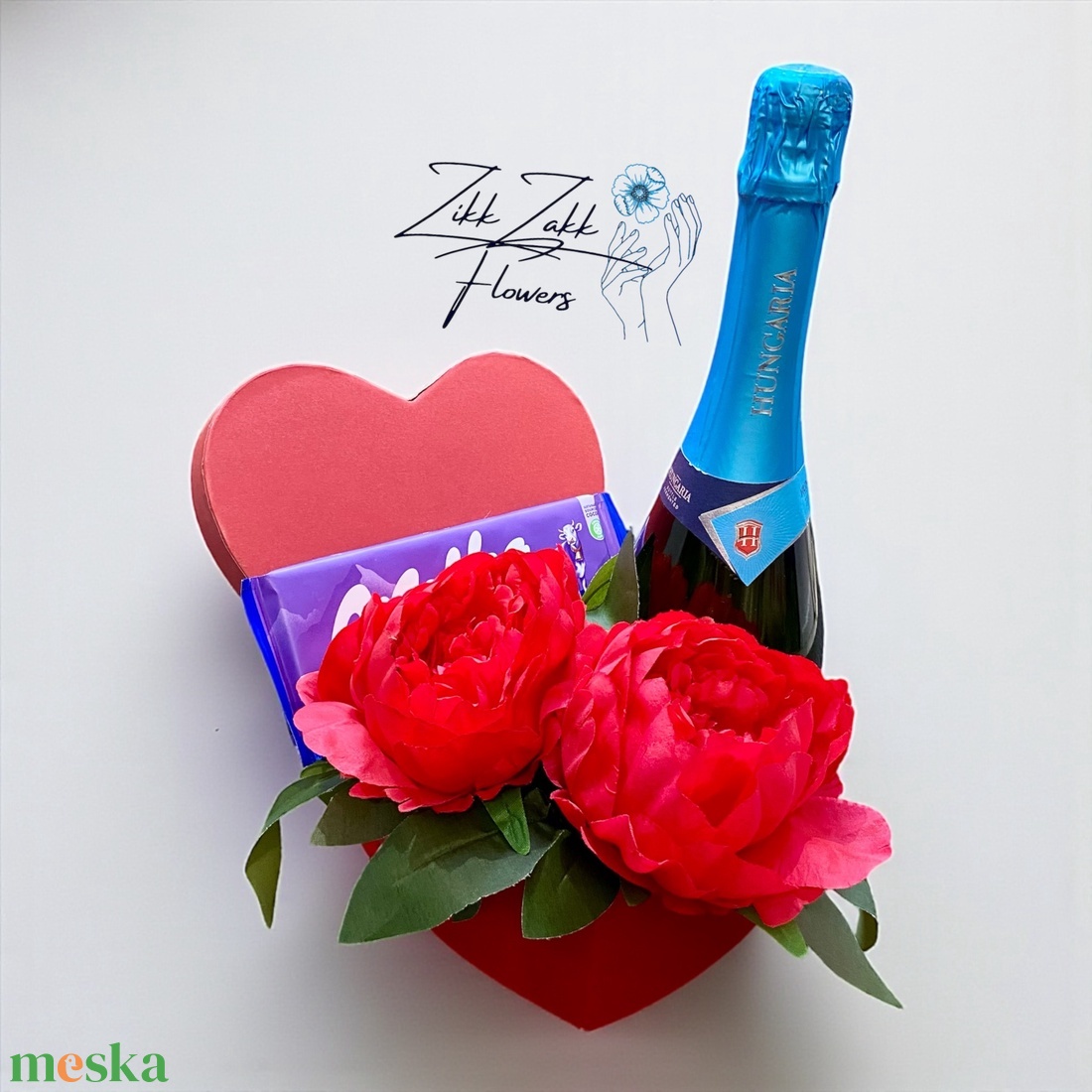 Szív box pezsgővel és csokoládéval - otthon & életmód - virágdekoráció - virágok - virágbox - Meska.hu