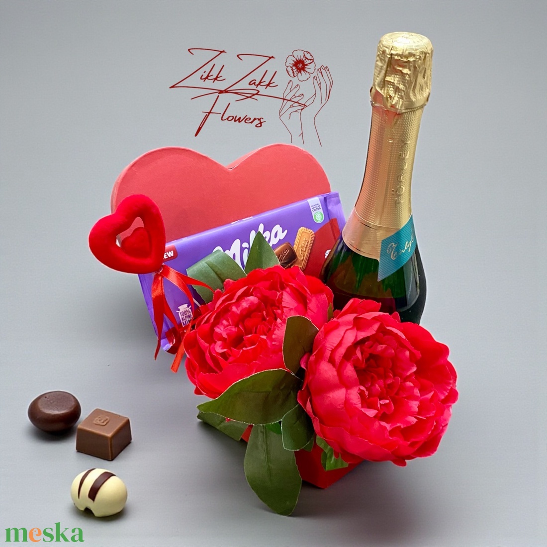 Szív box pezsgővel és csokoládéval - otthon & életmód - virágdekoráció - virágok - virágbox - Meska.hu