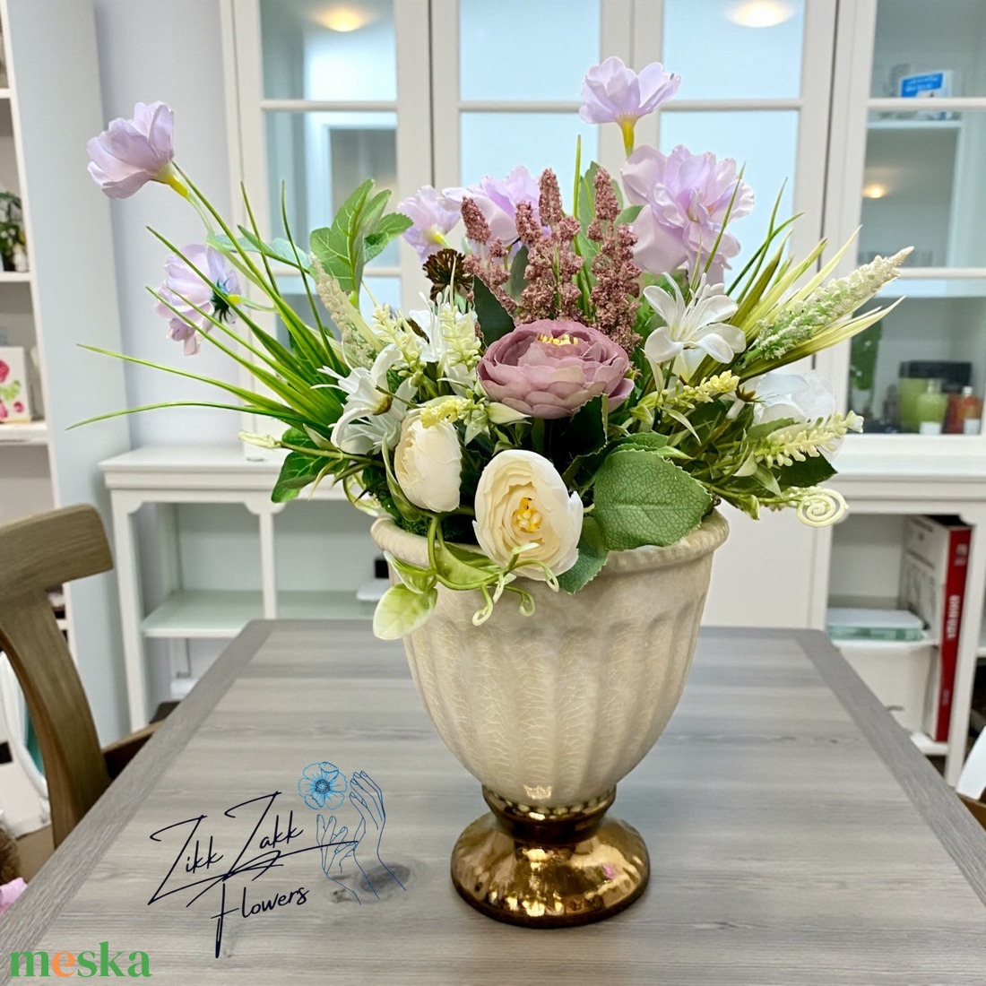 Klasszikus elegancia � világos kaspós kompozíció - otthon & életmód - dekoráció - asztal és polc dekoráció - asztaldísz - Meska.hu