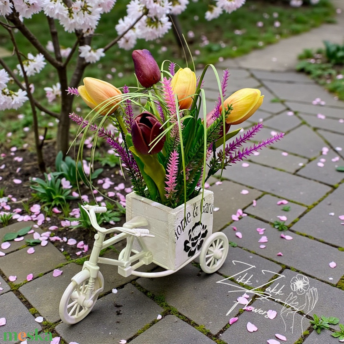 Tavaszi Tulipán Kompozíció � Vintage Biciklis Kaspó - ünnepi díszek, dekorációk - húsvéti díszek és dekorációk - húsvéti asztaldíszek - Meska.hu